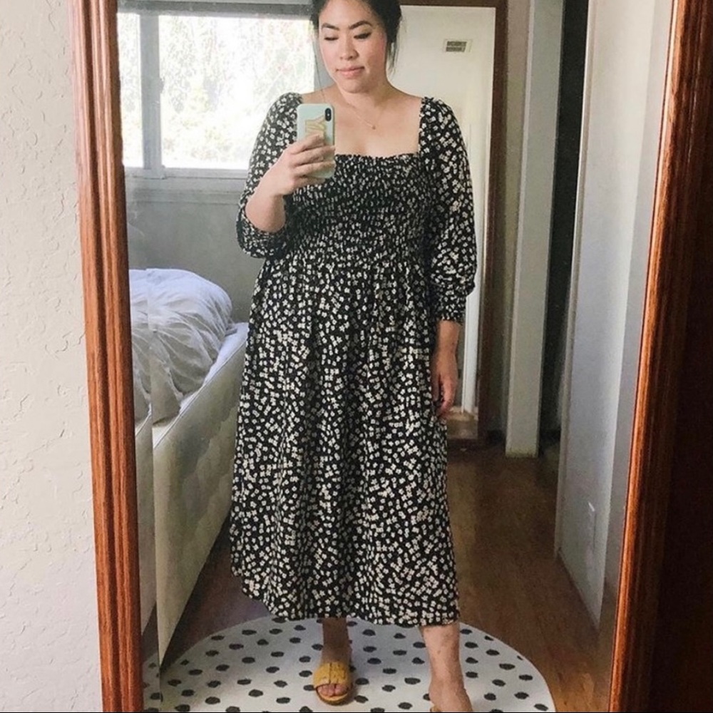 👗💃 Influencer Fave 🌺 Floral Smock Dress - Picture 11 of 16